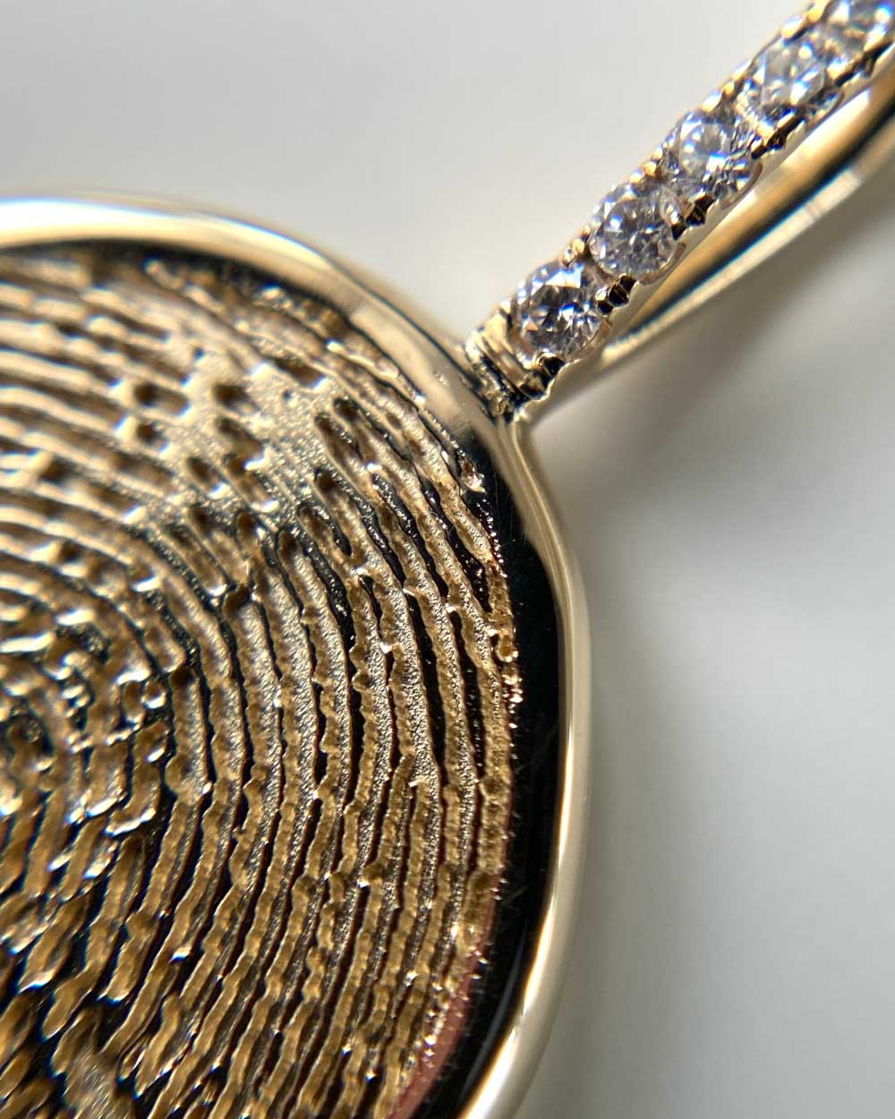 heroyne Fingerprint Pendant 14k Solid Gold Diamonds 1